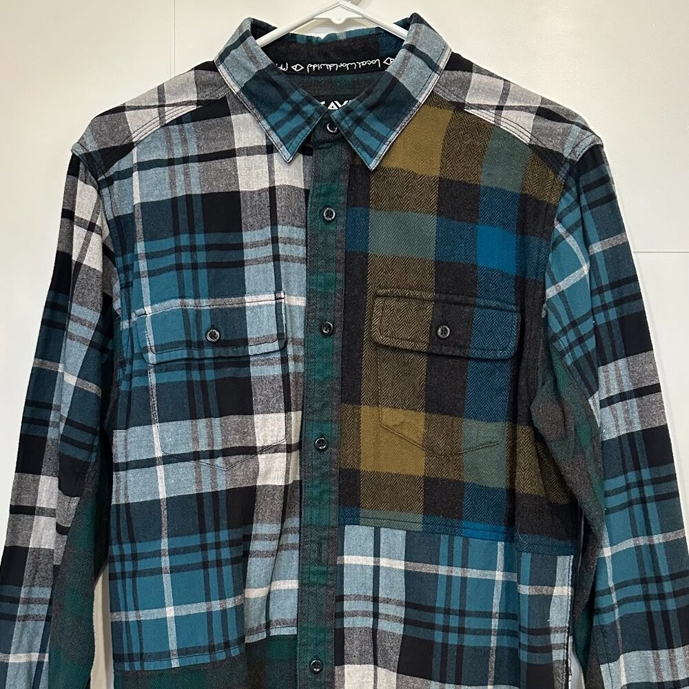 KAVU Men's Patchwork Plaid Long Sleeve Flannel Shirt - Medium